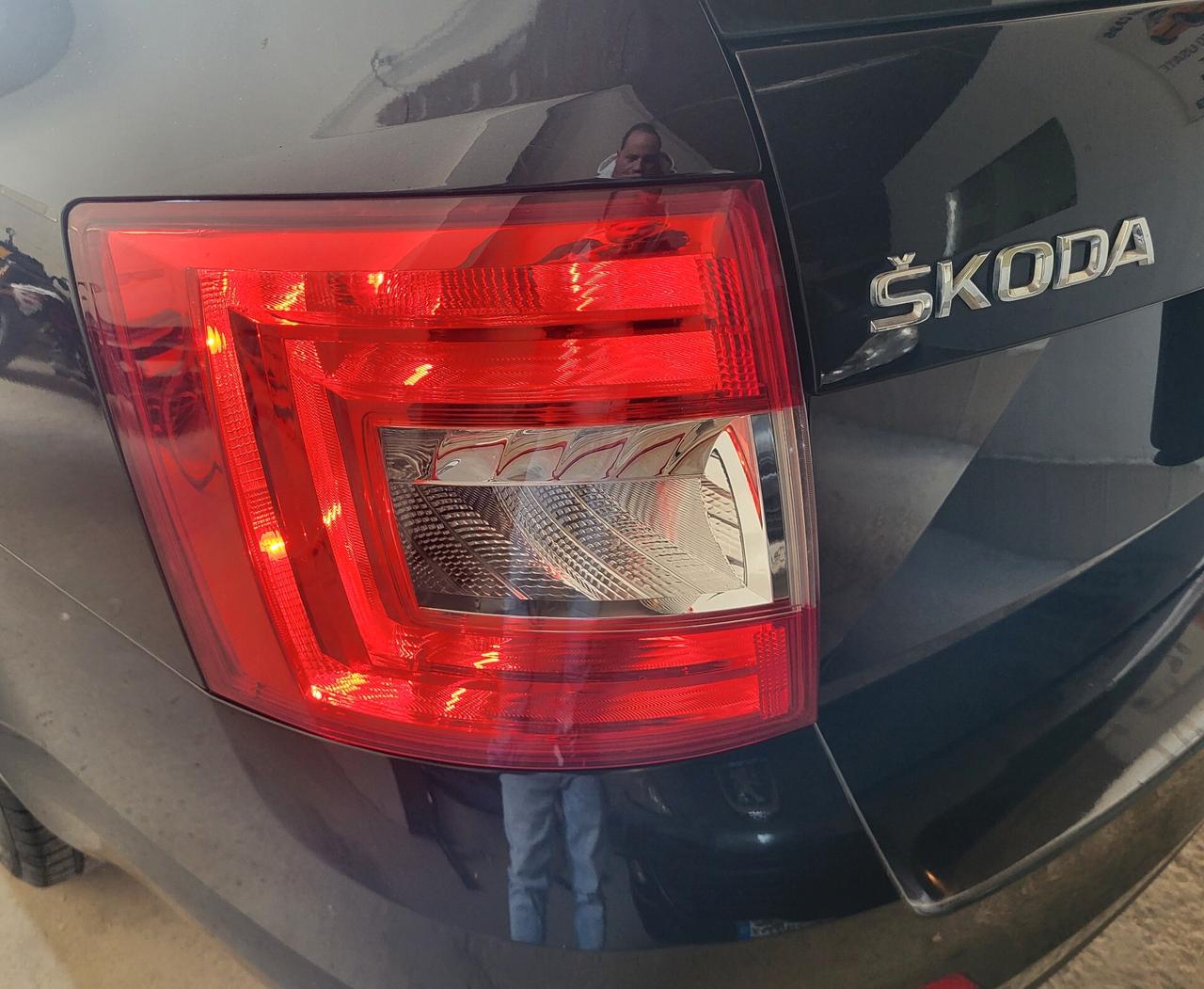 Skoda Octavia 1.6 TDI CR 110 CV Wagon Ambition