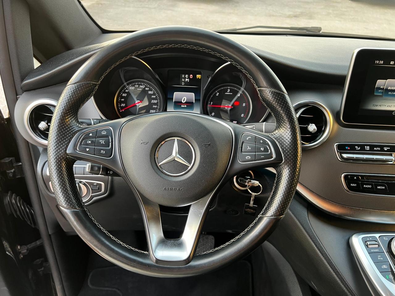 M-Benz V 250 d Automatic Extralong-Premium 2018-FULL
