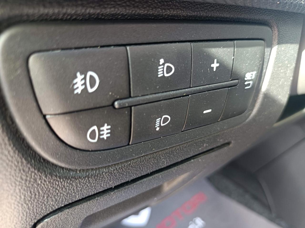 Fiat Punto 1.4 8V 5 porte Easypower Street