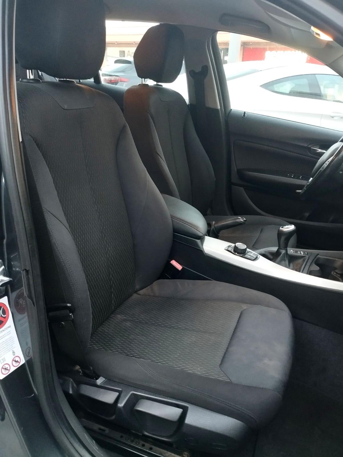 Bmw Serie 1 116d 5p. Unique