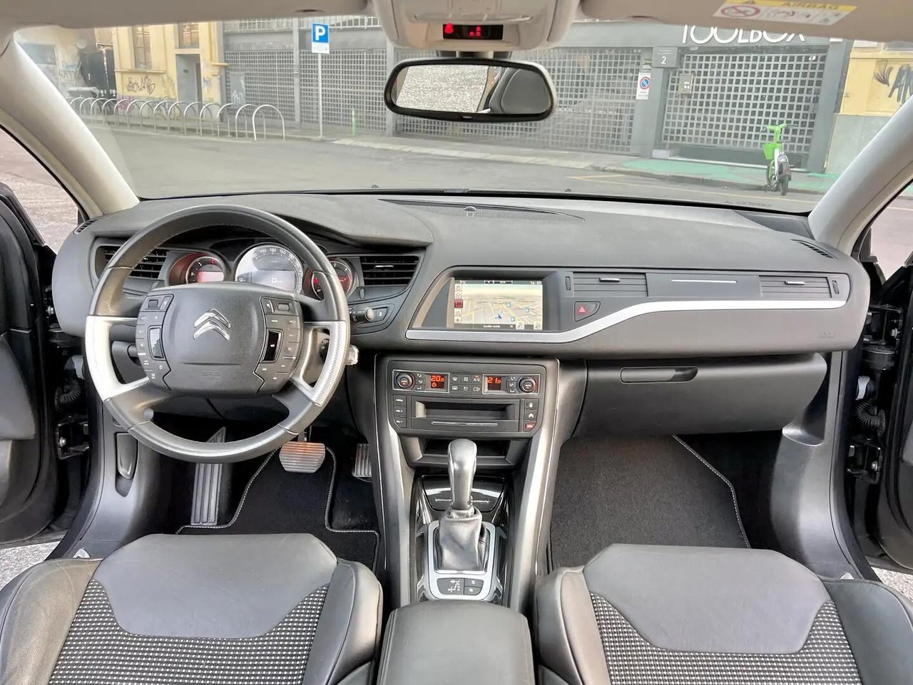 Citroen C5 BlueHDi 180 EAT6 S&S Hydractive Executive Tourer XTR