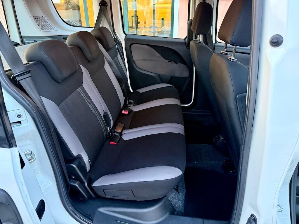 Fiat Doblò 1.4 T-Jet 16V Easy Autovettura 5 posti