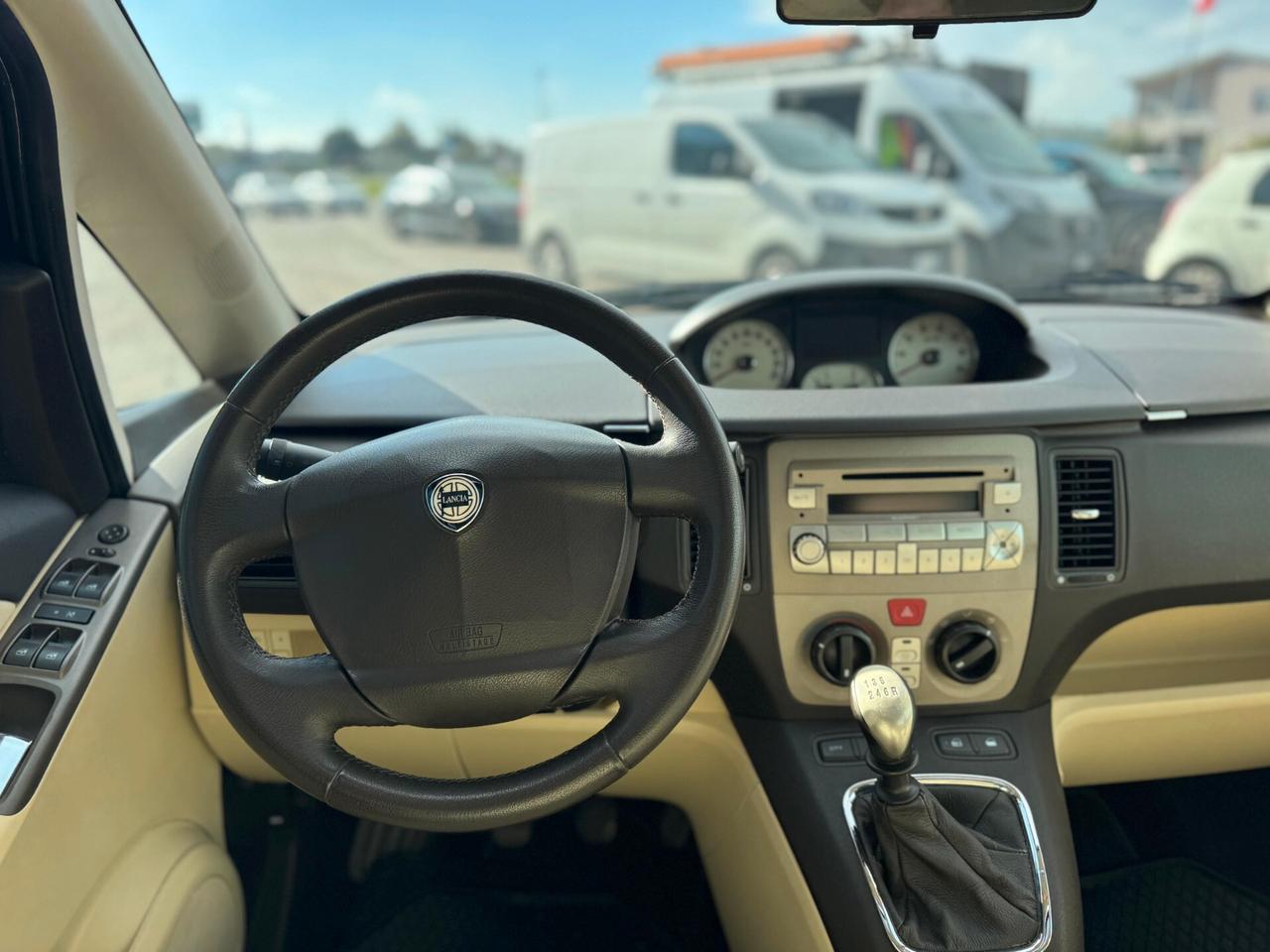 Lancia MUSA 1.4 16V Platino Plus