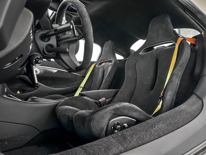 McLaren Artura Artura Coupé MY26 -McLaren Milano