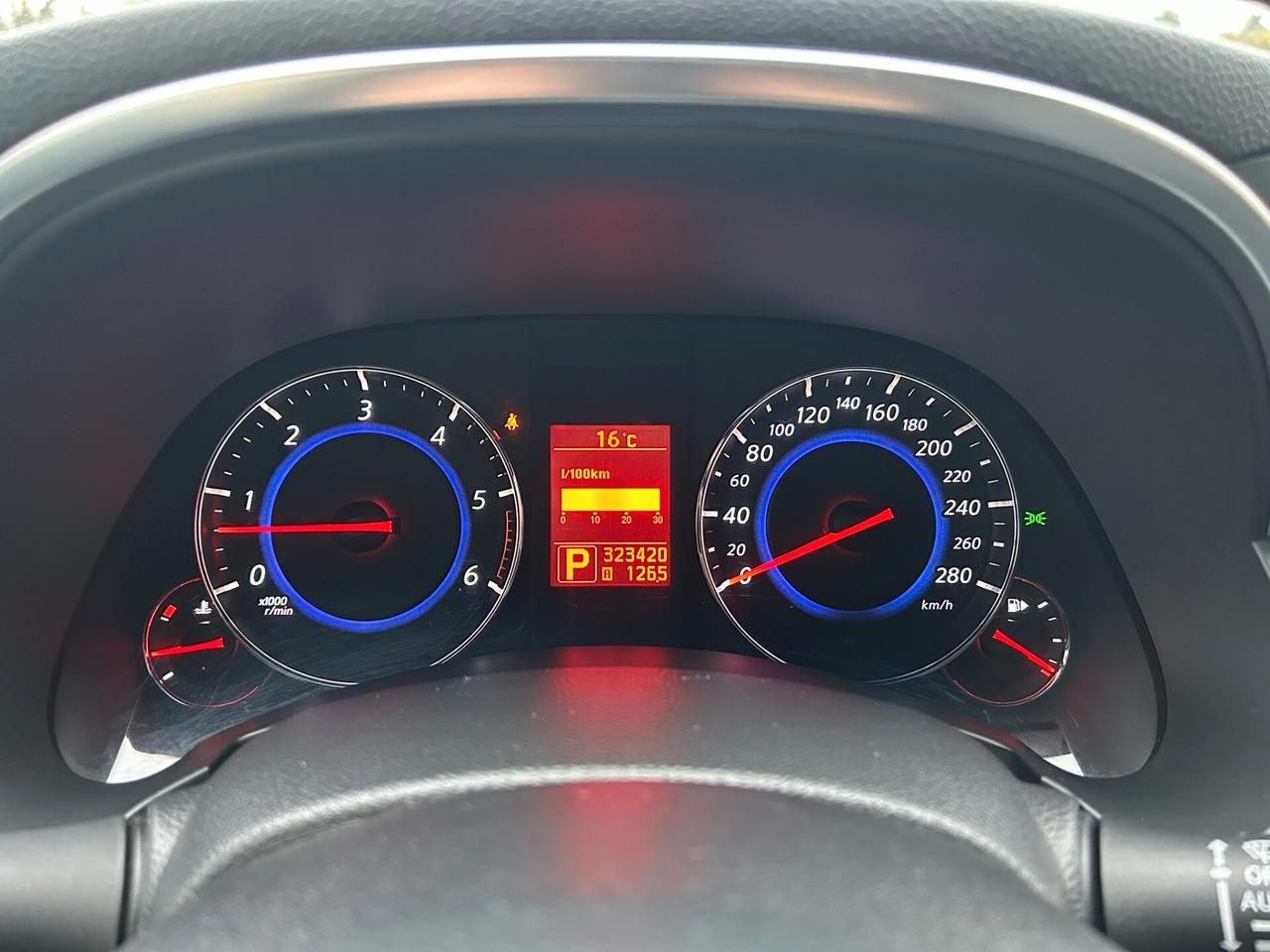 INFINITI FX 3.0DS V6 238CV AWD auto Premium - EXPORT