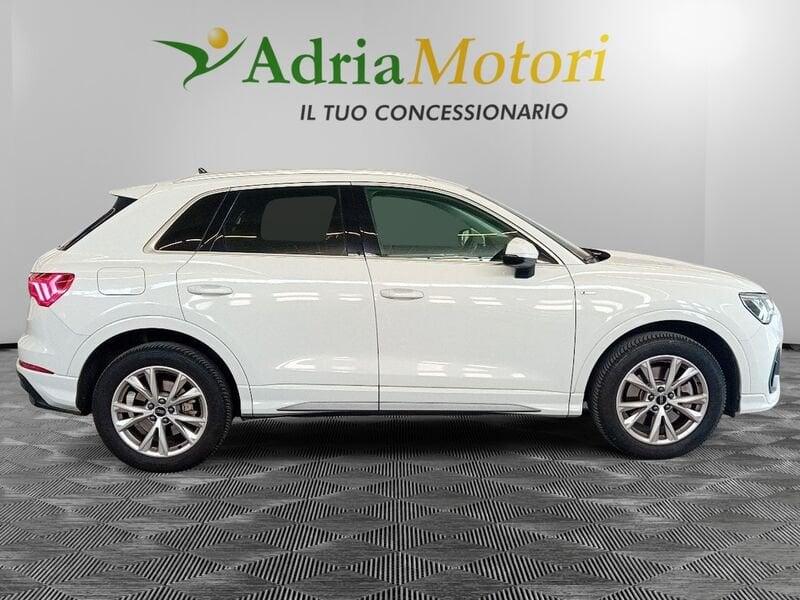 Audi Q3 45 TFSI e S tronic S Line Edition