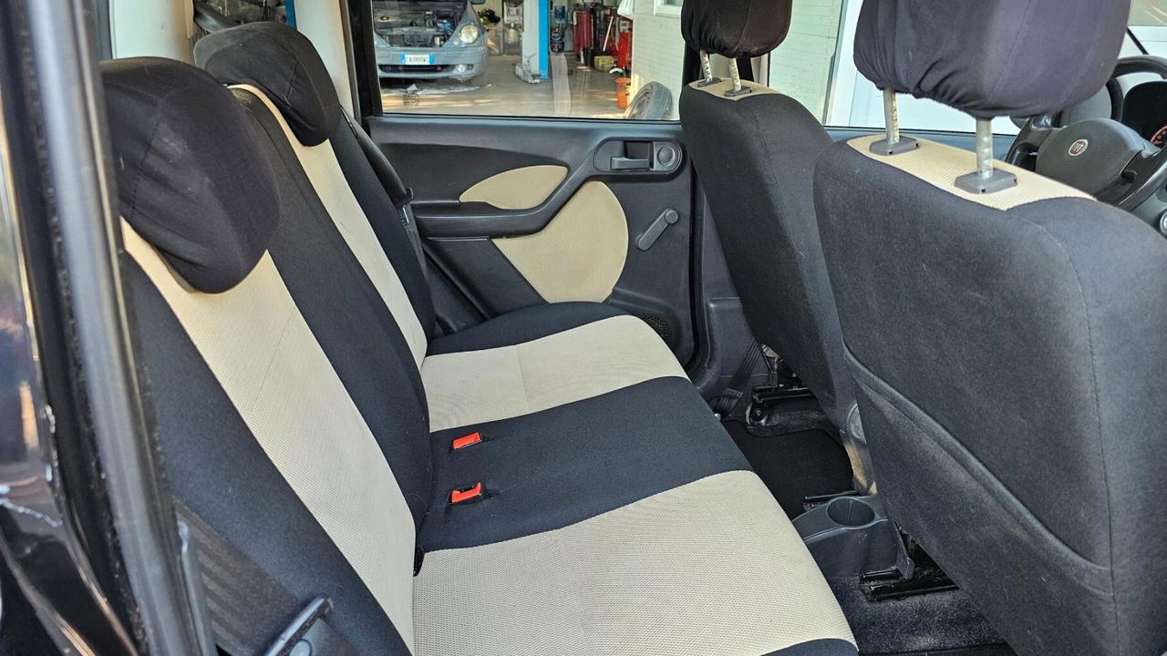 Fiat Panda 1.3 MJT 16V 4x4 Cross -ok neopatentati--