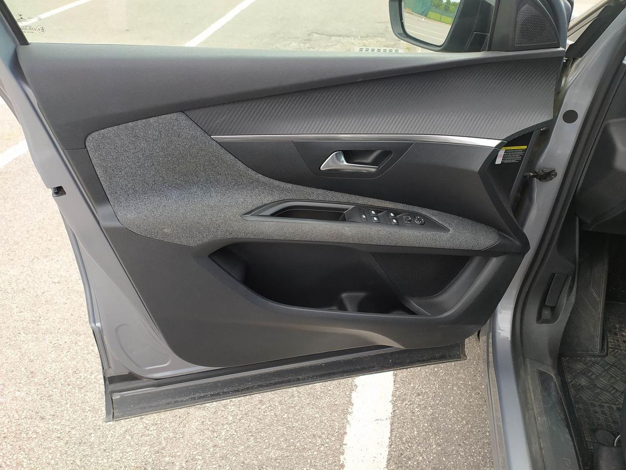Peugeot 3008 Active 1.5 Blue HDI 130