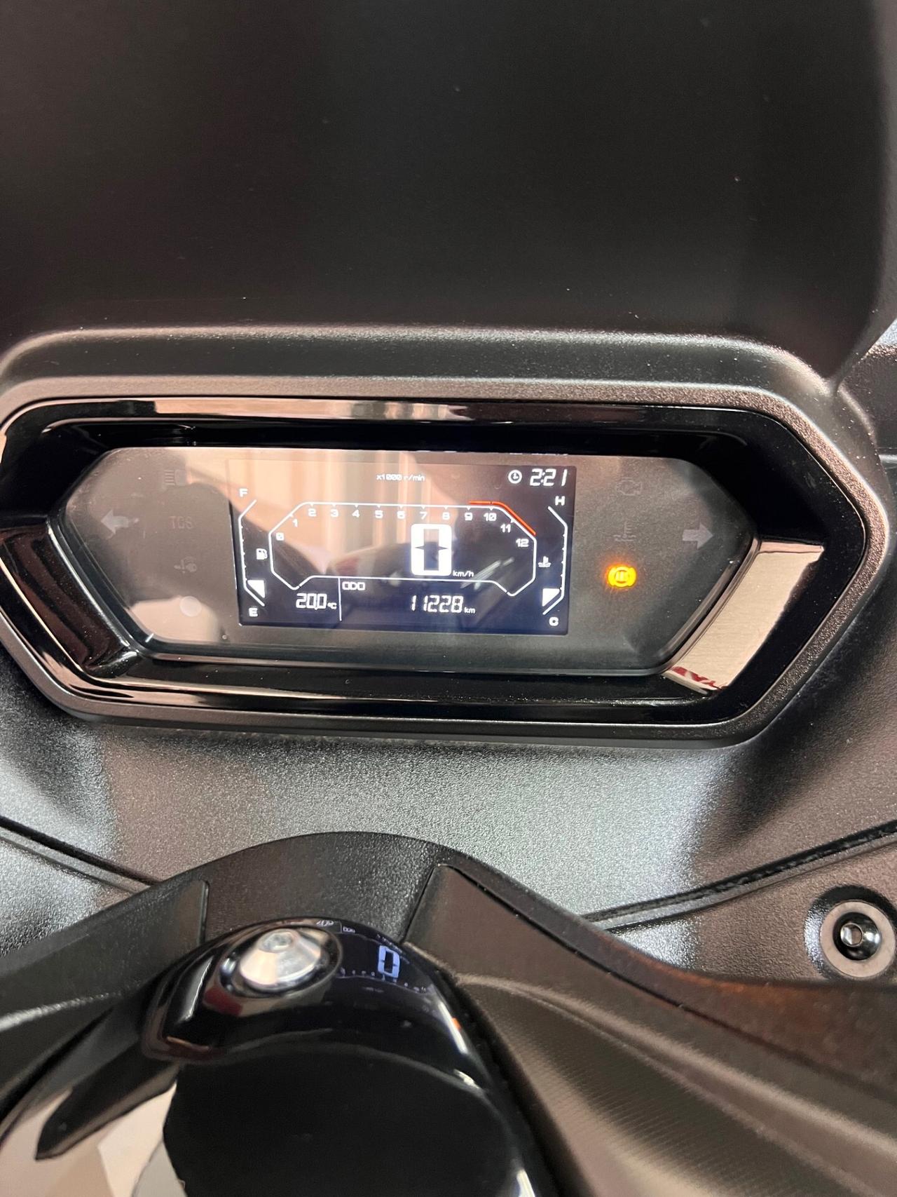 Yamaha X-Max 300 MDNM1 SONIC GREY