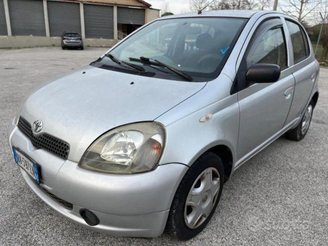 TOYOTA Yaris Yaris