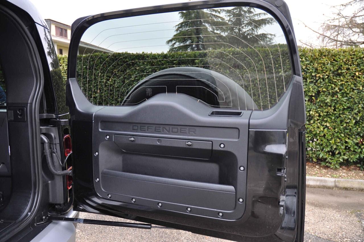 Land Rover Defender 110 3.0D I6 200 CV AWD Automatica SE