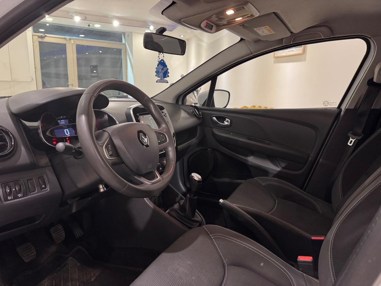 Renault Clio dCi Diesel 5 porte Moschino Intense