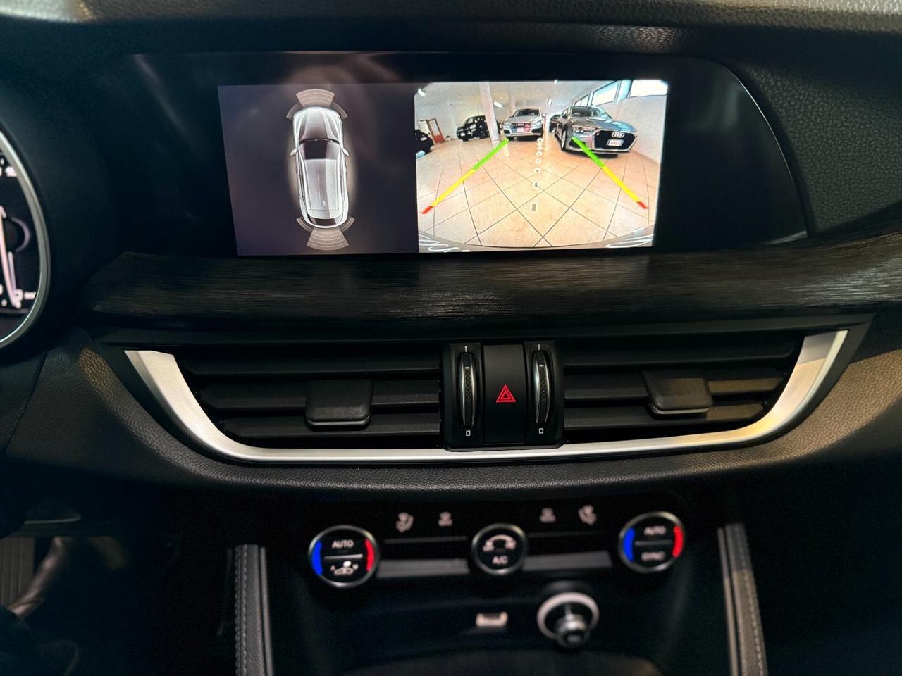 Alfa Romeo Stelvio 2.2 Turbodiesel 160 CV AT8 RWD Business