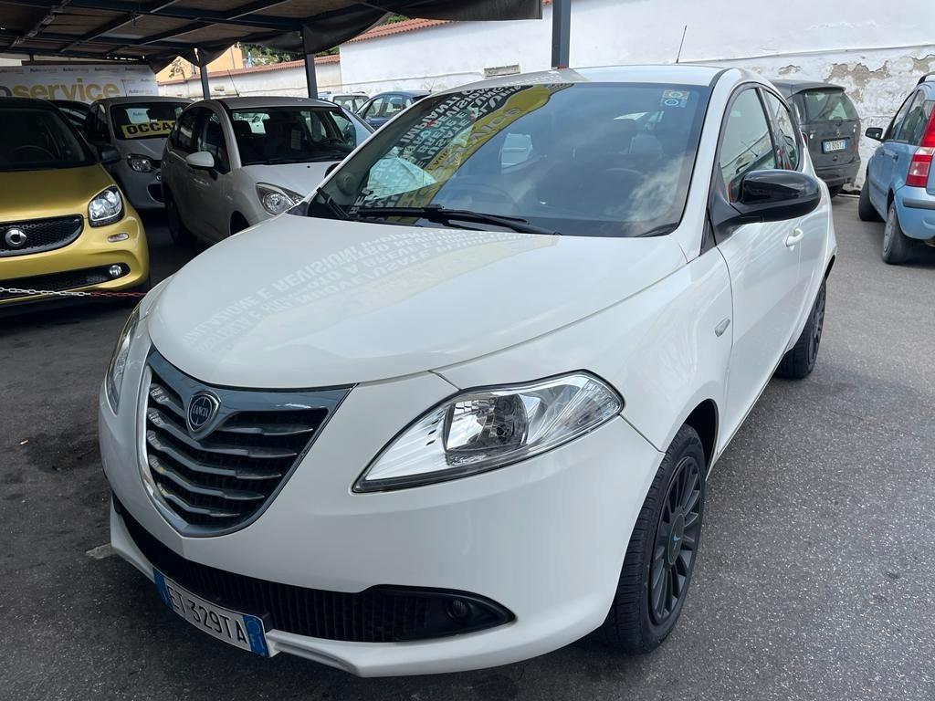 Lancia Ypsilon Silver 1.2 benzina- 2014