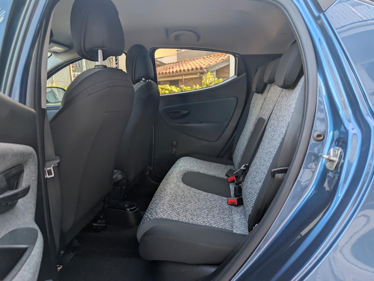 Lancia Ypsilon 1.0 FireFly S&S Hybrid 2022
