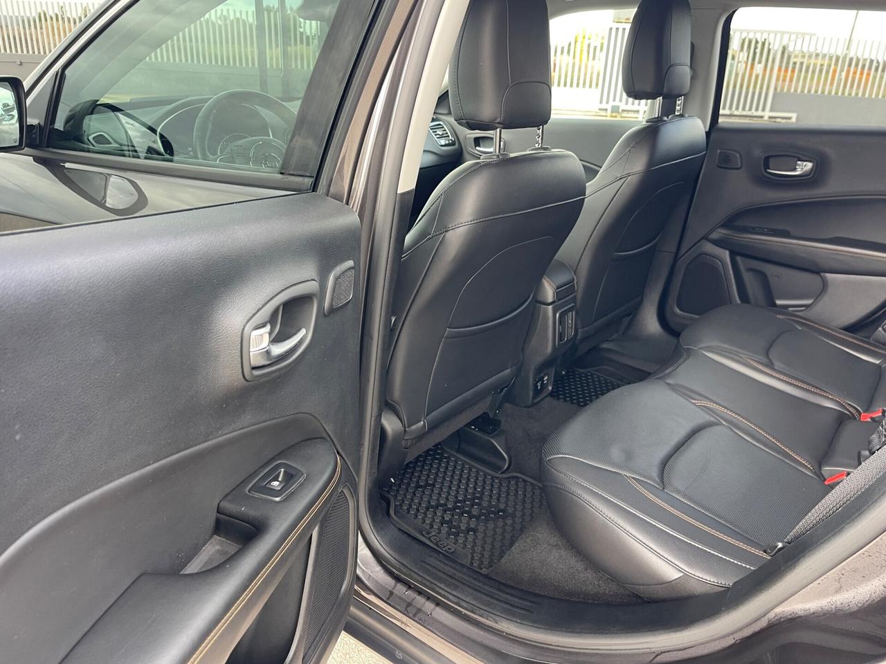 JEEP COMPASS 2.0 MJTD 140 AUT 4WD LIMITED EDITION