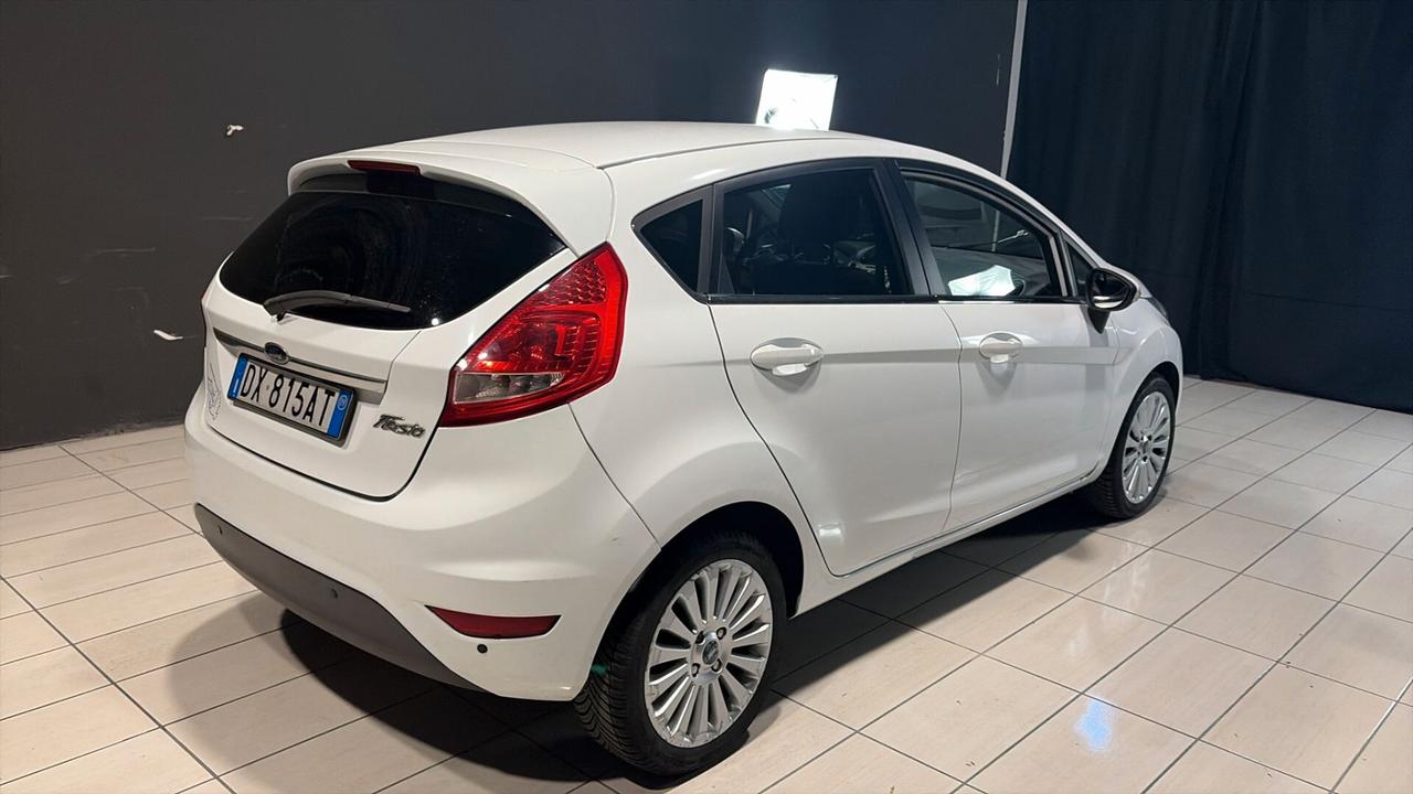 FORD FIESTA DEL 2009 1400 BENZINA / GPL fino al 2030