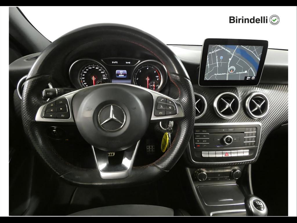 Mercedes-Benz Classe A (W176) - A 180 d Premium