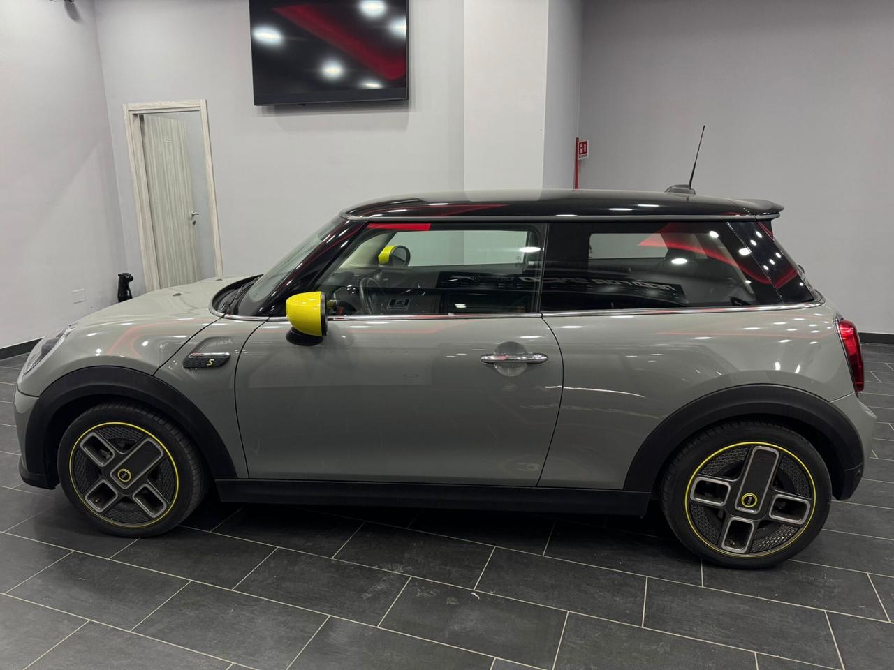 Mini Mini Full Electric Mini Cooper SE Electric