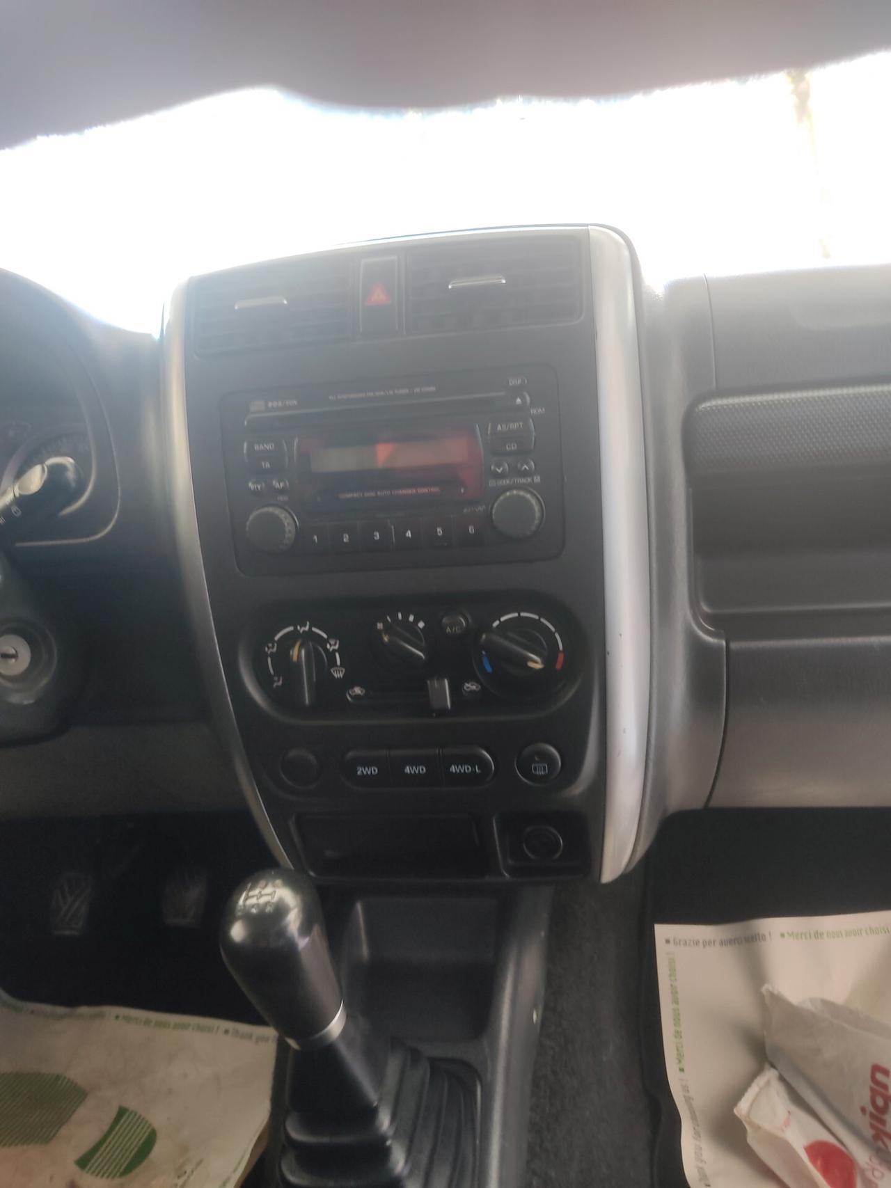 Suzuki Jimny 1.5 DDiS cat 4WD JLX