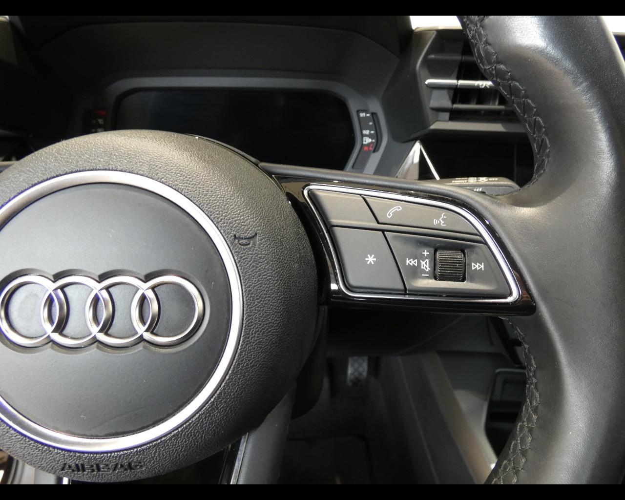 AUDI A3 4ª serie - A3 SPB 30 TDI Business Advanced