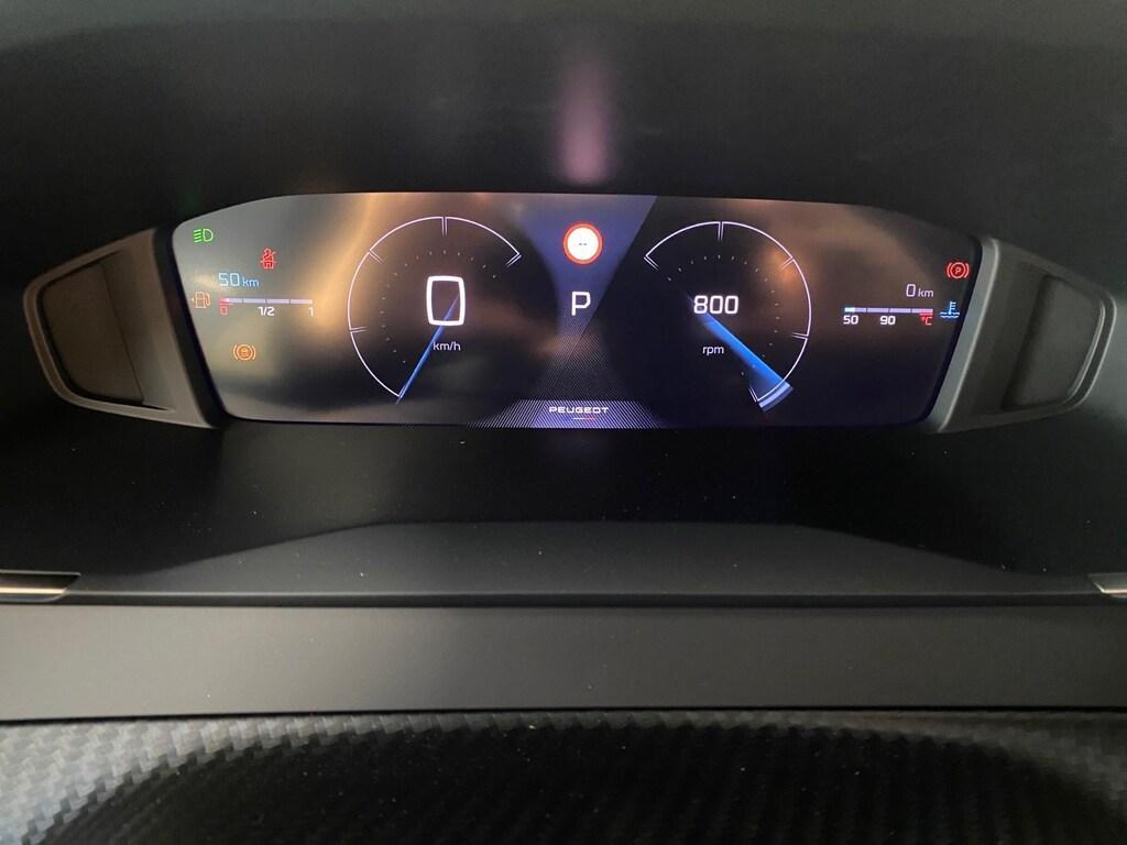 Peugeot 2008 1.2 PureTech Allure EAT8 - PROMO