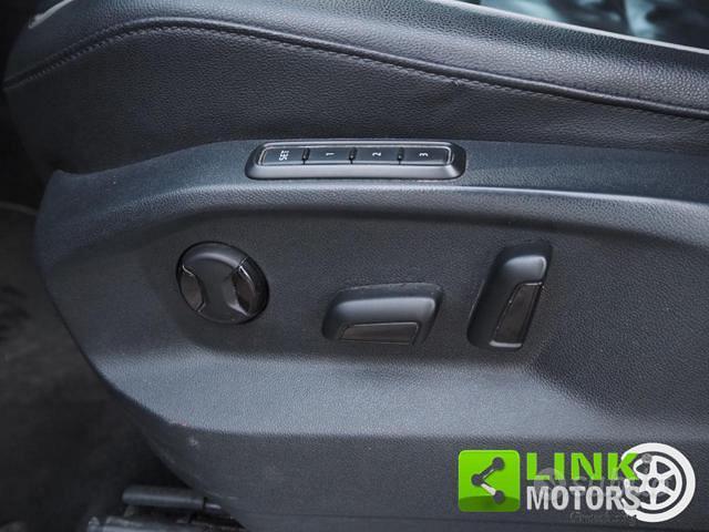 VOLKSWAGEN Tiguan 2.0 TDI SCR DSG Business BlueM