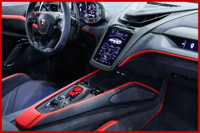 LAMBORGHINI Revuelto 6.5 V12 | FULL CARBON SPEC | IVA ESP