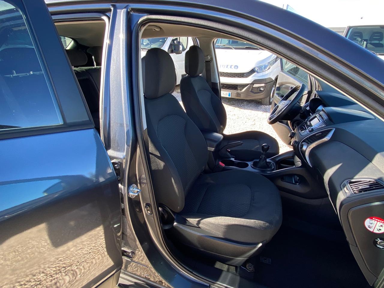 Hyundai iX35 1.7 CRDi 2WD Comfort UNICO PROPIETARIO NEOPATENTATI