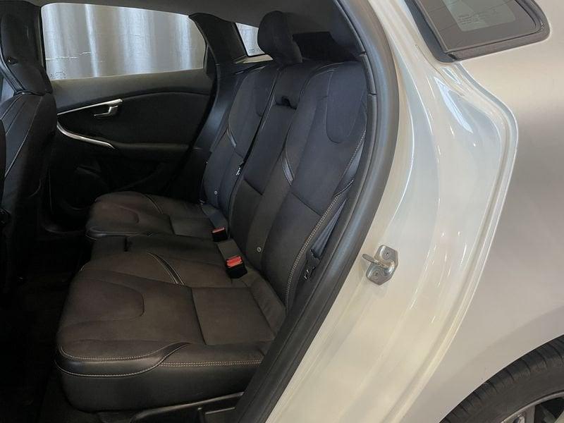 Volvo V40 D2 Momentum