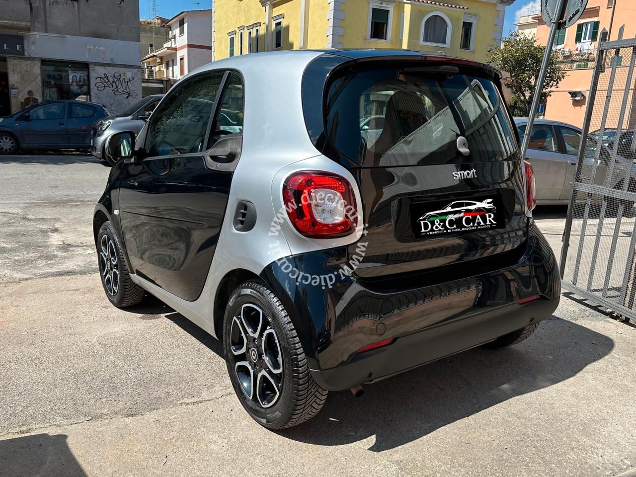 Smart ForTwo 70 1.0 twinamic Prime PELLE USB
