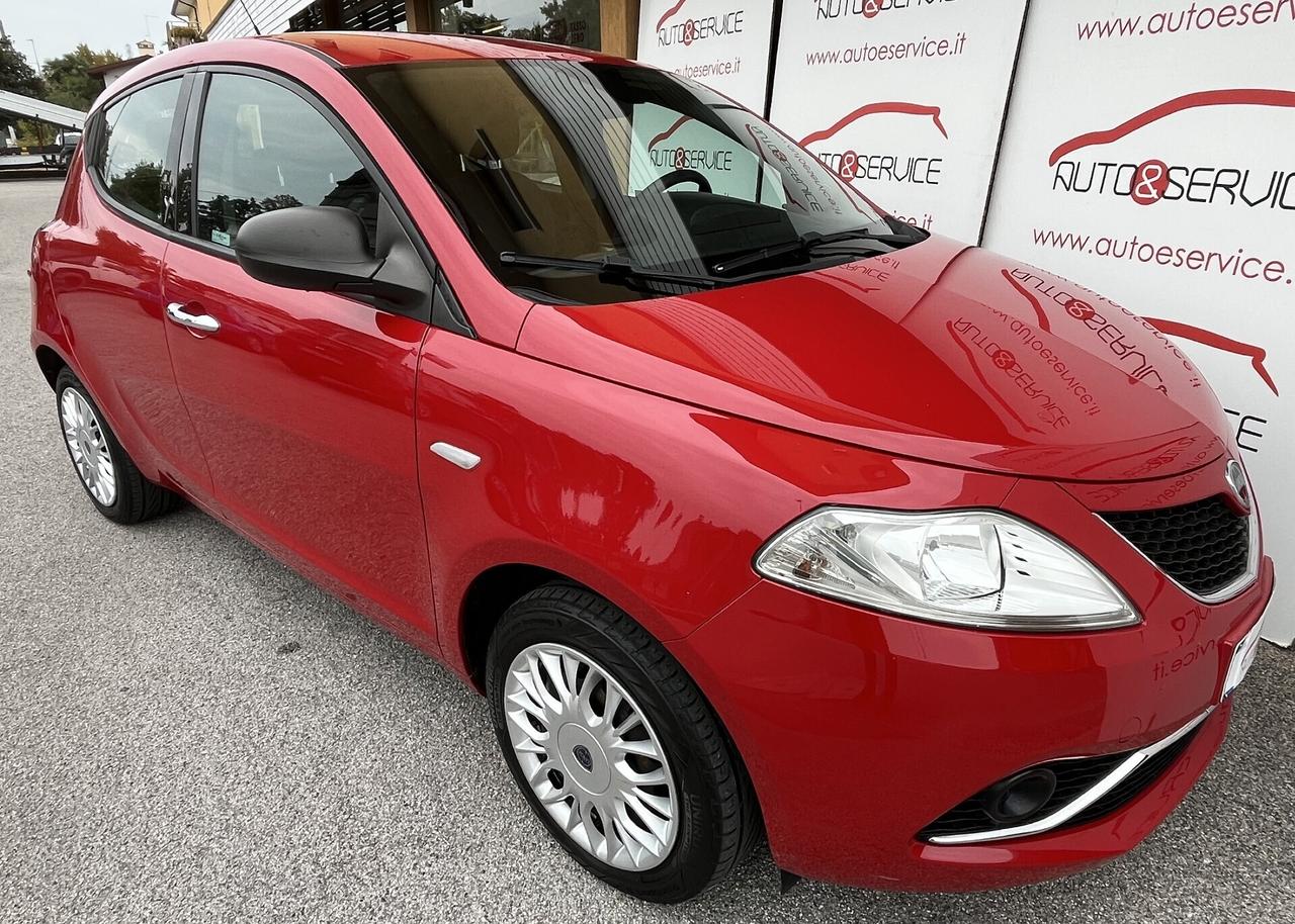 Lancia Ypsilon 1.2 69 CV 5 porte Mya