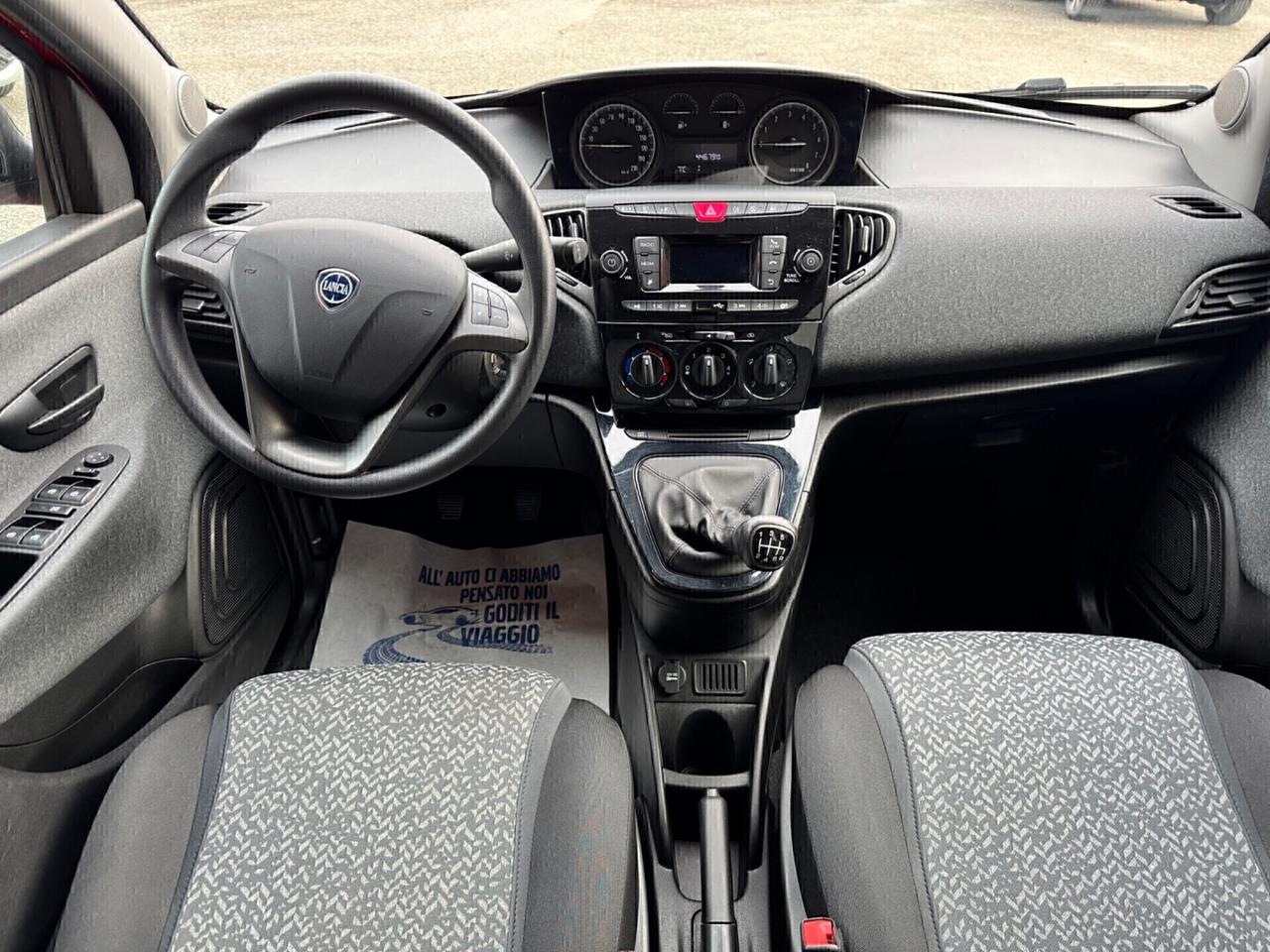 Lancia Ypsilon 1.0 Silver