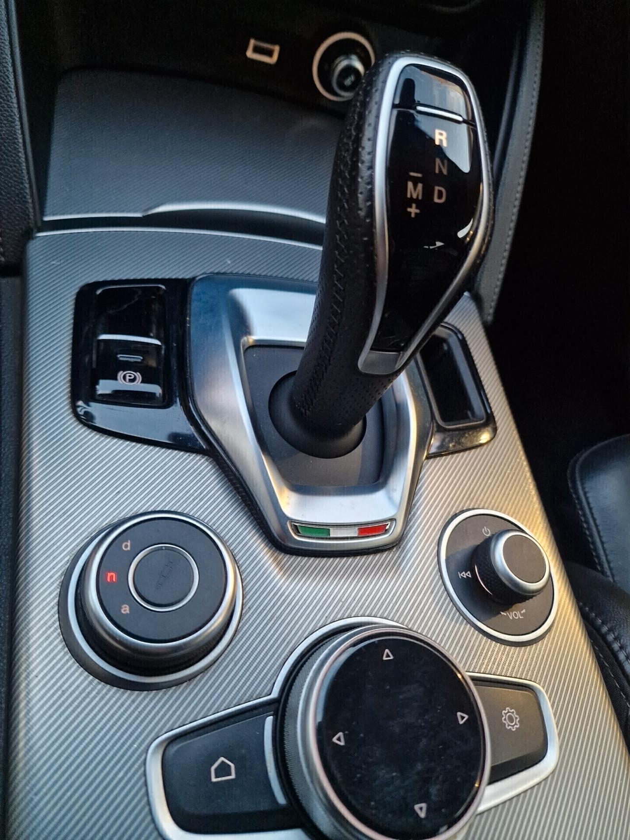 ALFA ROMEO STELVIO 12/2019 VELOCE 2.2 210 CV AT8 Q4