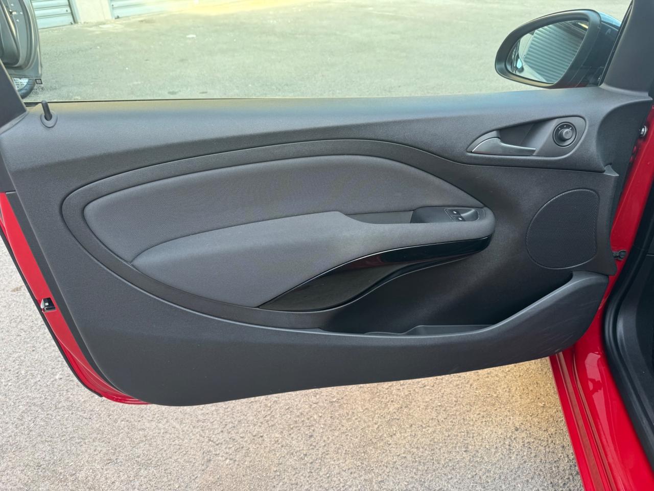 Opel Adam 1.2 70 CV