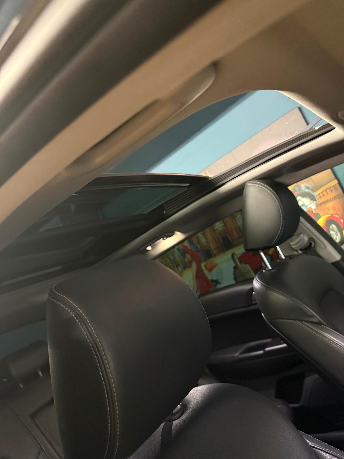 SPORTAGE TETTO APRIBILE E CERCHI DA19"