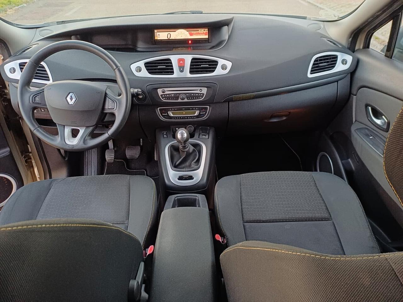 Renault Scenic Scénic 1.5 dCi 110CV Dynamique