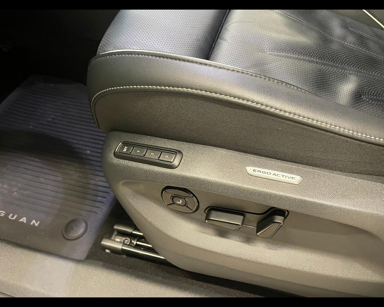 VOLKSWAGEN Tiguan 3ª serie - Tiguan 2.0 TDI 193 CV DSG 4MOTION Elegance