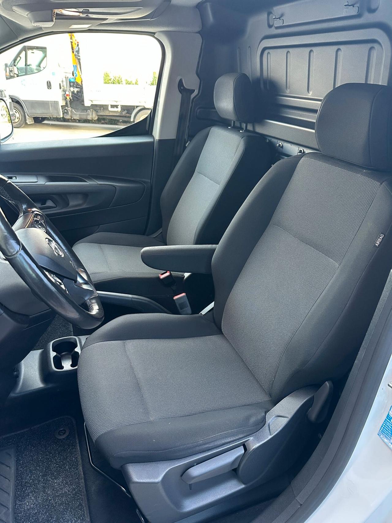 Opel Combo Cargo 1.5 Diesel 100CV PC 650kg Edition