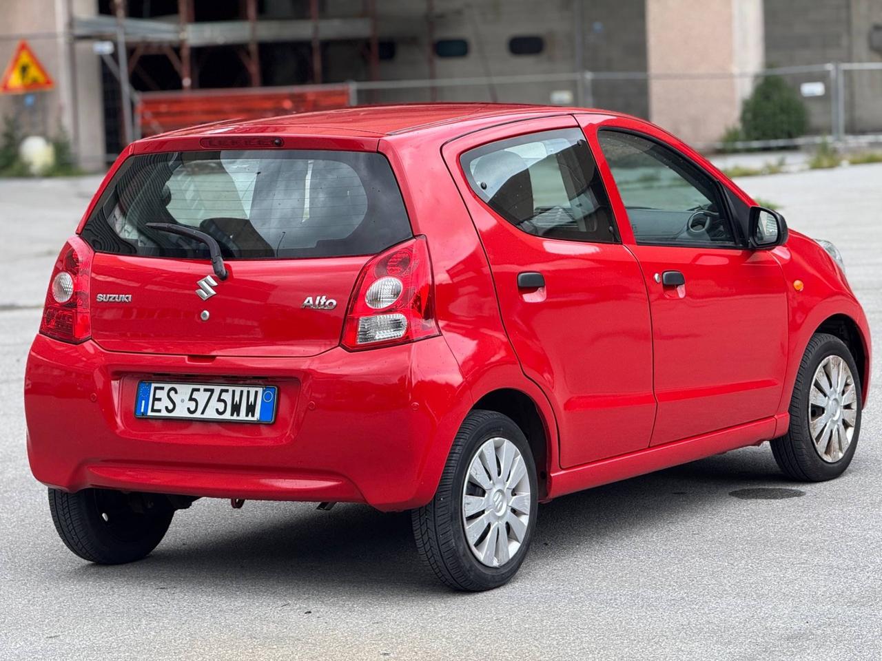 SUZUKI ALTO 1.0 BENZINA SOLI 32.000 KM PARI ALL NUOVO