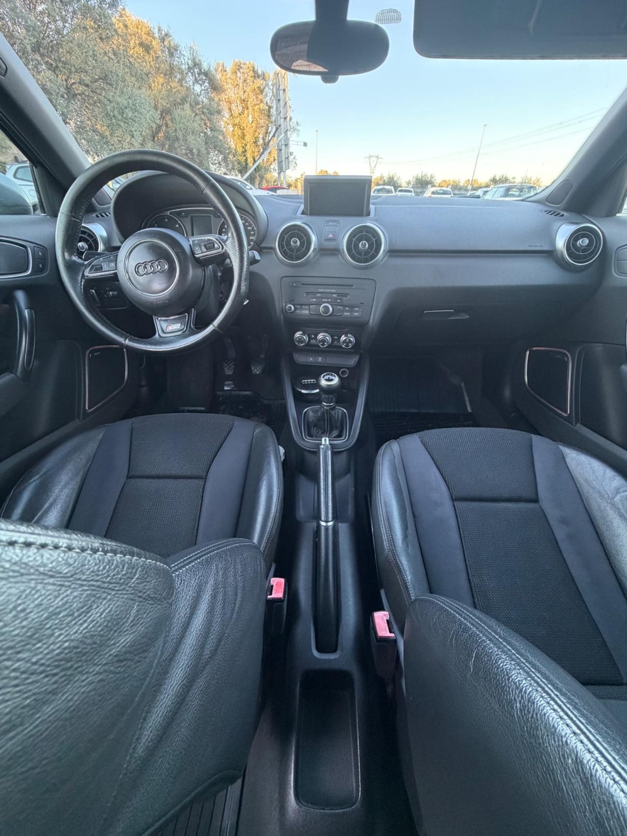 Audi A1 SPB 1.6 TDI Attraction