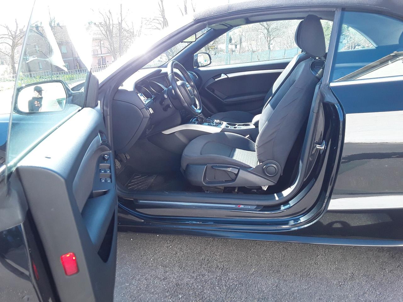 Audi A5 Cabrio 2.0 TDI F.AP. Ambiente