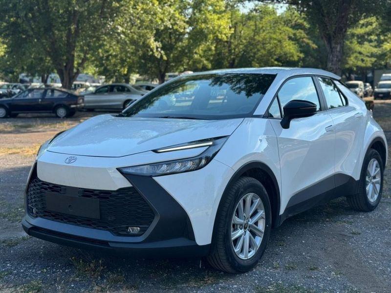 Toyota C-HR 1.8“NEW MODEL KM ZERO“