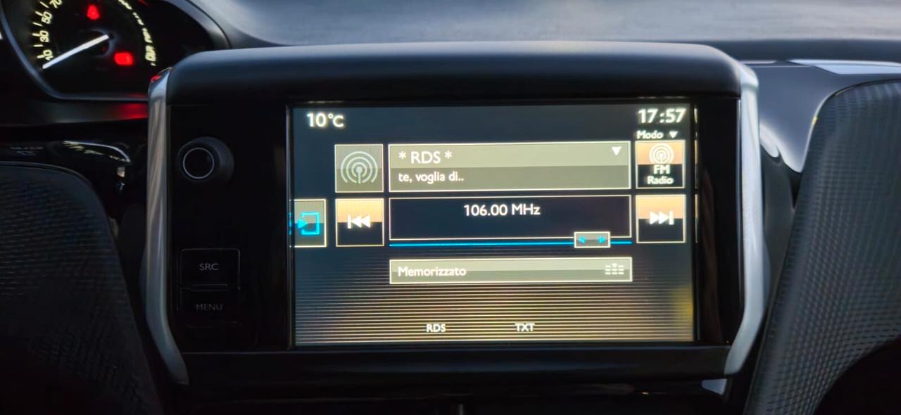 Peugeot 2008 BlueHDi 100cv Allure