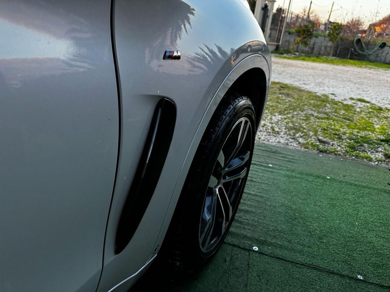 BMW X6 M50D
