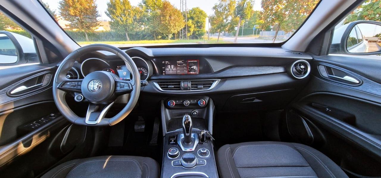 Alfa Romeo Stelvio 2.2 Turbodiesel 190 CV AT8 Q4 Executive