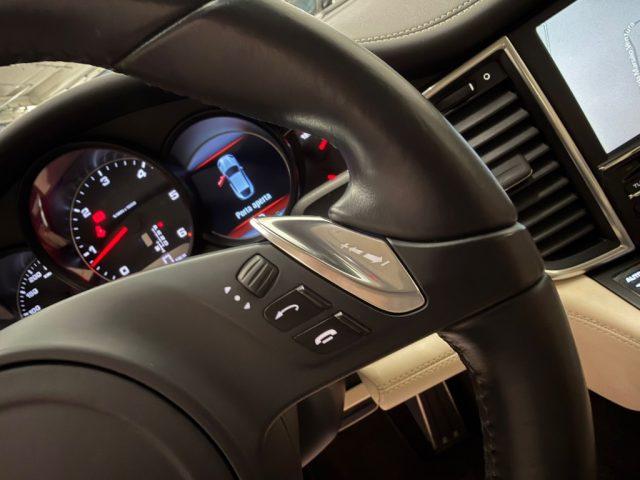 PORSCHE Panamera 3.0 Diesel // SERVICE PORSCHE//