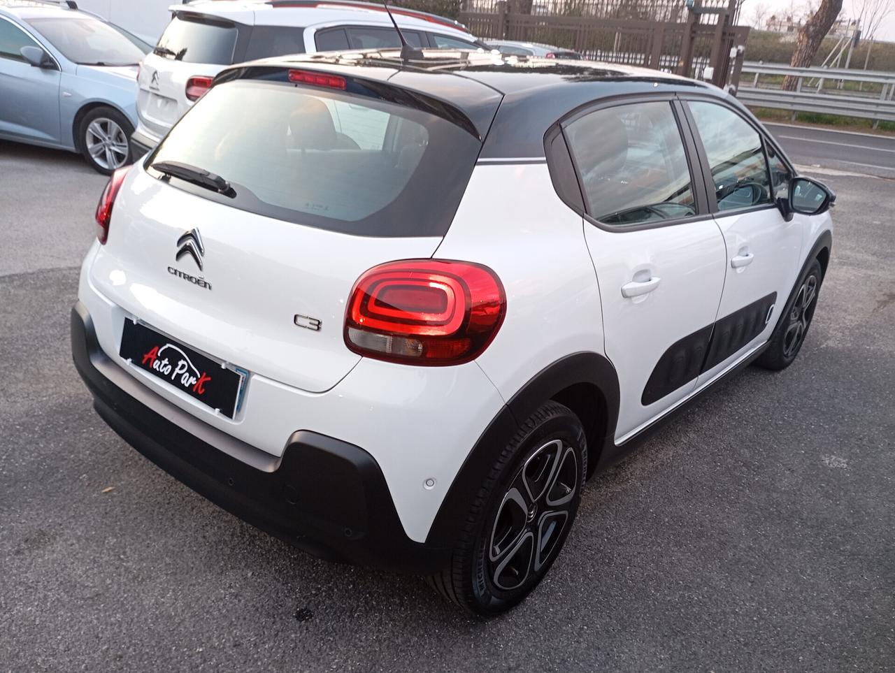 Citroen C3 1.2 PureTech 110CV Shine Aut.