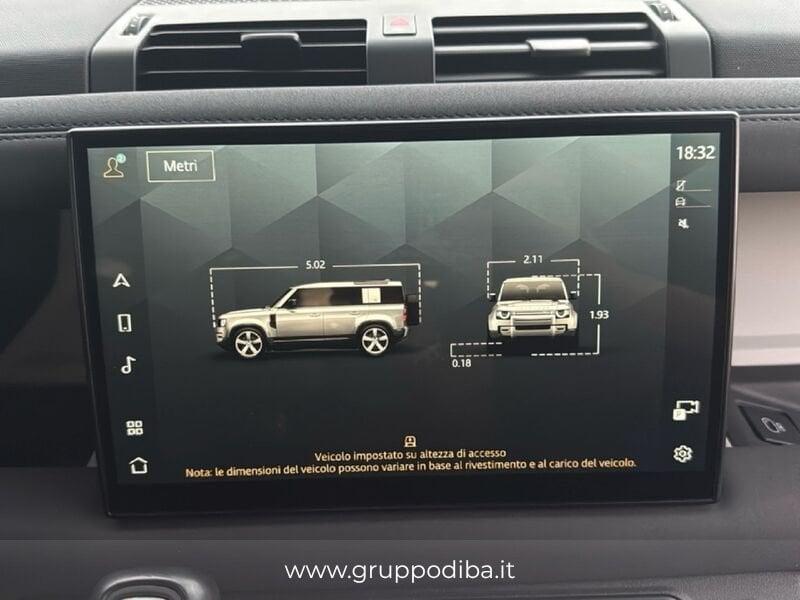 Land Rover Defender VII 2020 110 Diesel 110 3.0d i6 mhev SE awd 200cv auto