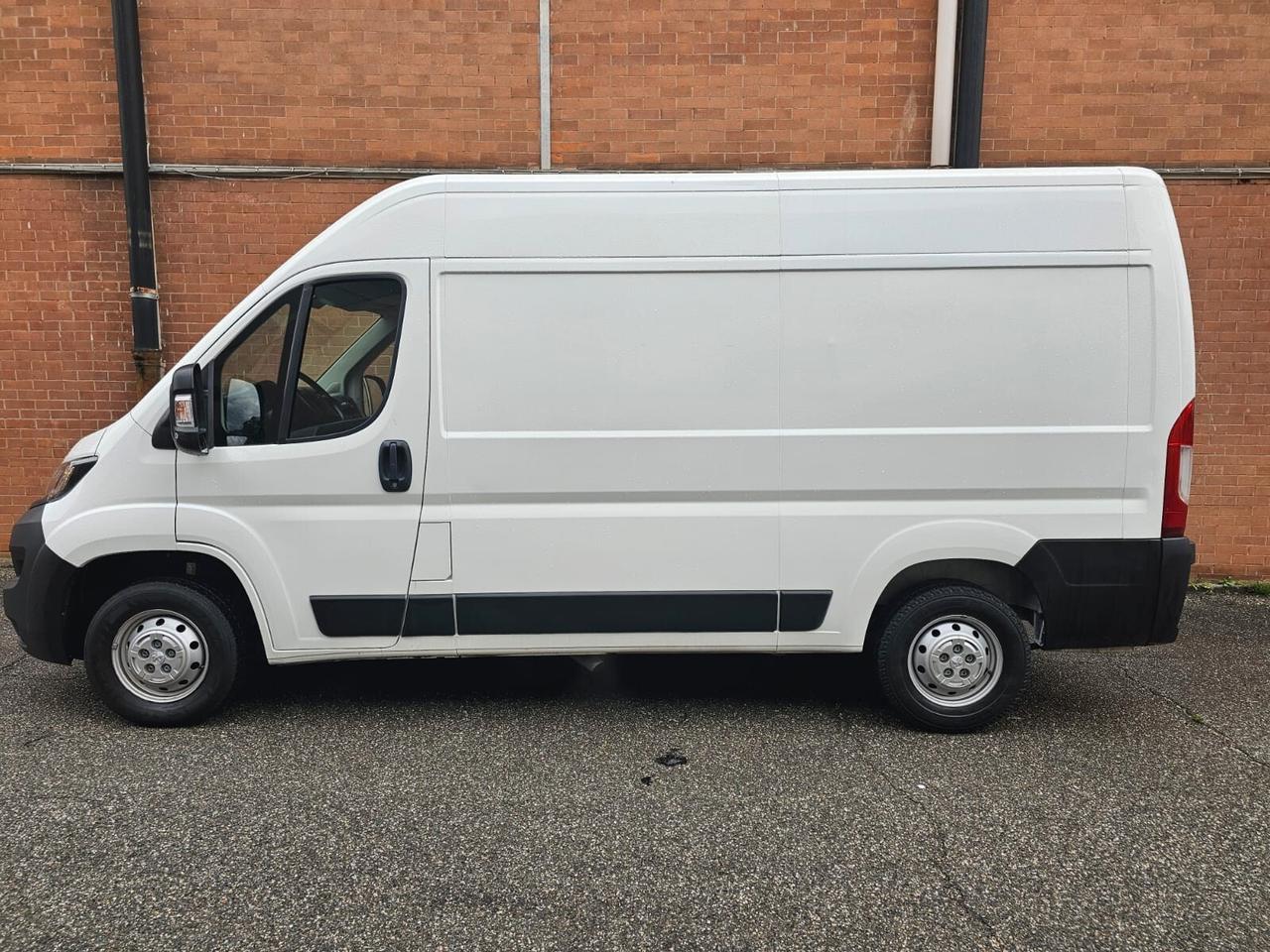 Peugeot Boxer 2.2 HDI 140CV L2-H2